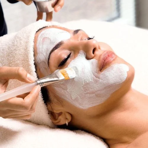 Anti aging facial Anti-Aging Facial - Image 1