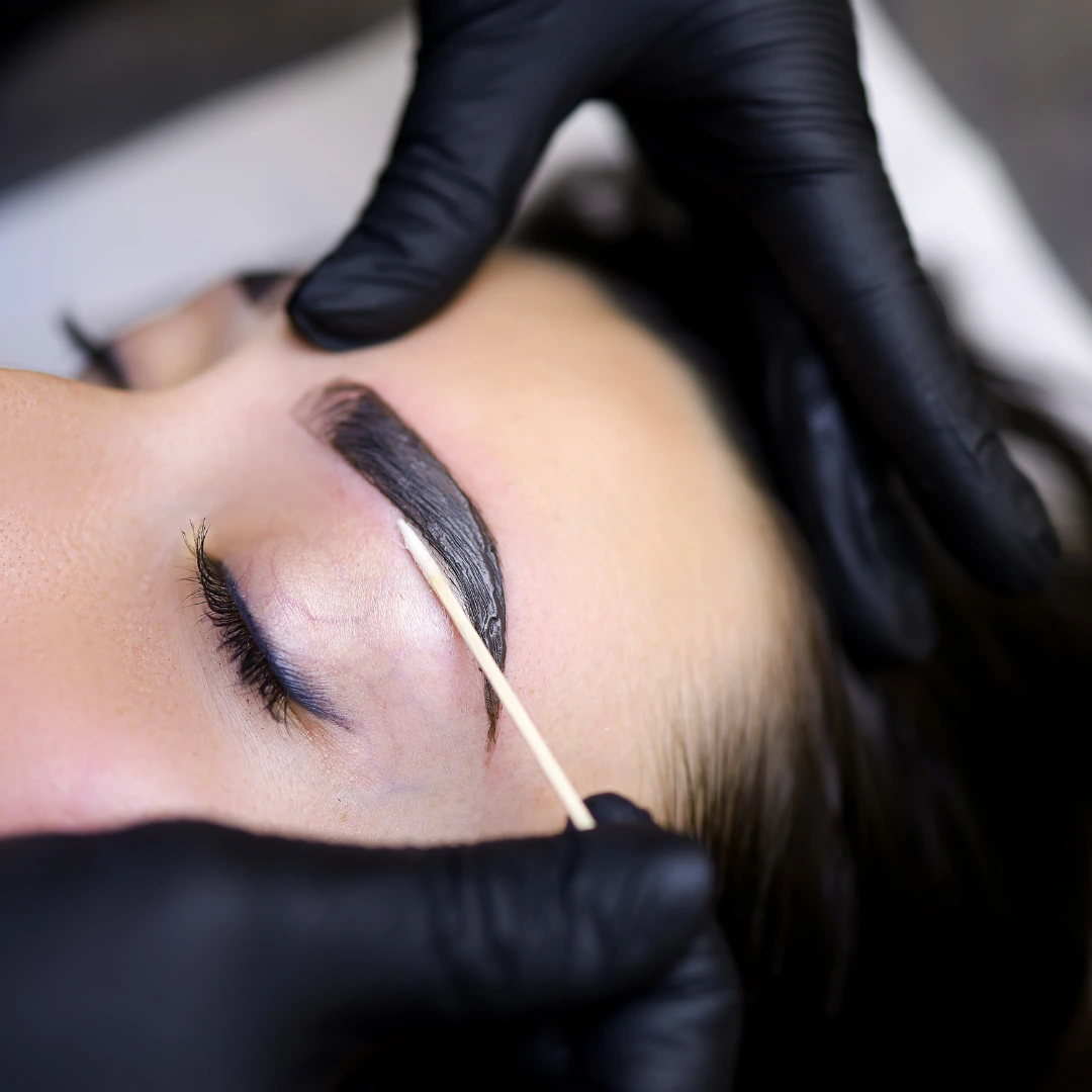 Brow Tint (Henna) / Bleach - Image 1